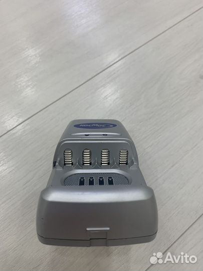 Зарядное устройство для аккумуляторных батареек