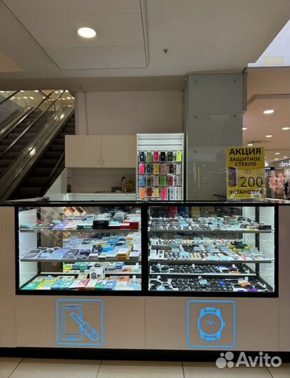 Продавец мобильных аксессуаров