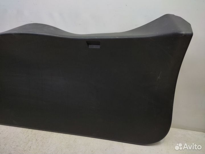 Обшивка двери задка Suzuki Vitara 4 LY 2014