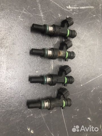 Форсунка топливная Nissan Tiida C11. 1.6. 16V