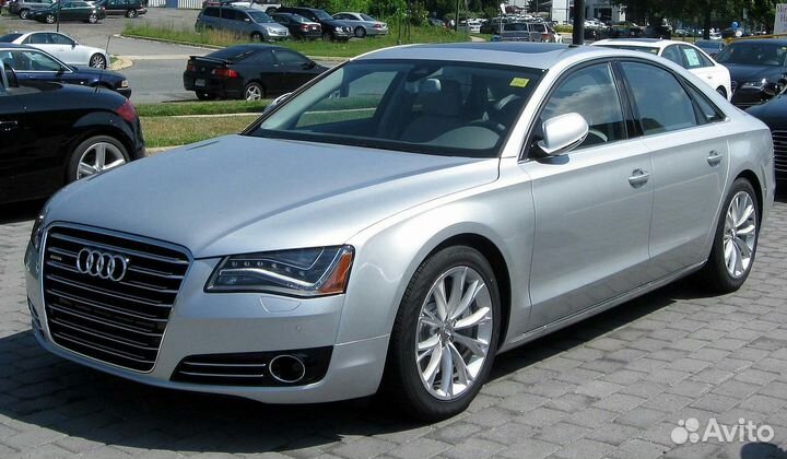 Правое заднее стекло для Audi A8L