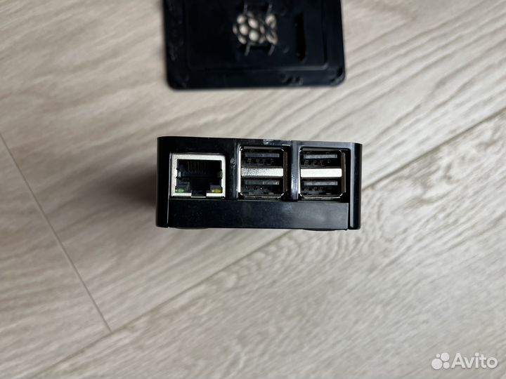 Raspberry pi 3 B+ с корпусом