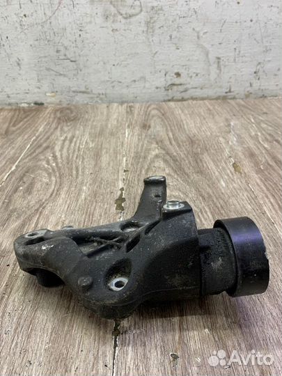 Кронштейн кондиционера Volkswagen Golf 5 BLF 2007