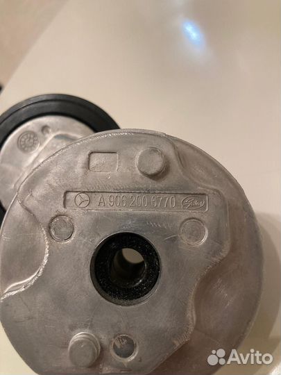 Натяжитель ремня в сборе Мерседес Атего Оригинал