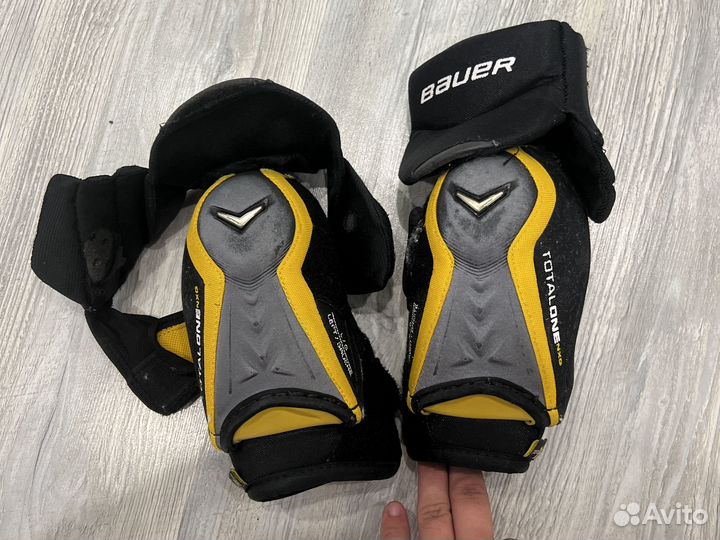 Налокотники хоккейные sr