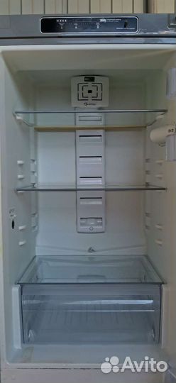 Холодильник бу whirlpool