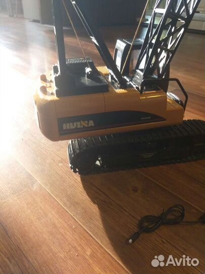 Кран на радиоуправлении