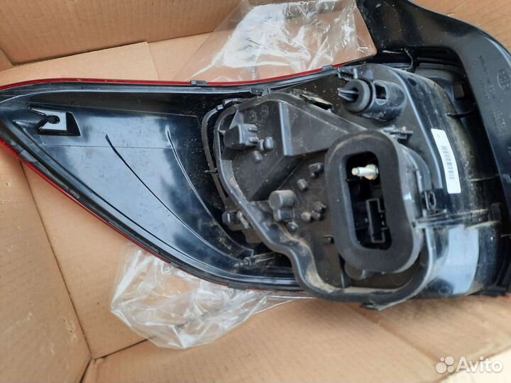 Задняя фара правая рено логан 2
