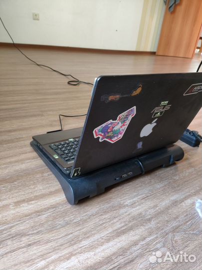 Ноутбук asus