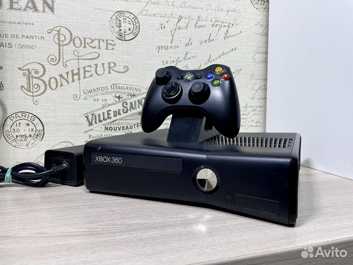 Xbox 360 Slim + 95 игр