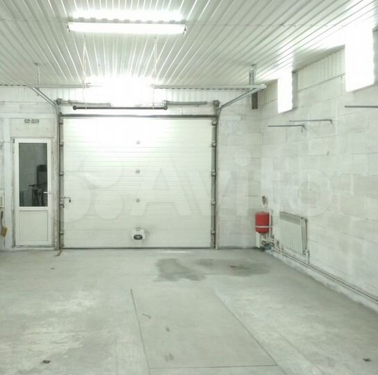 Машиноместо, 15 м²