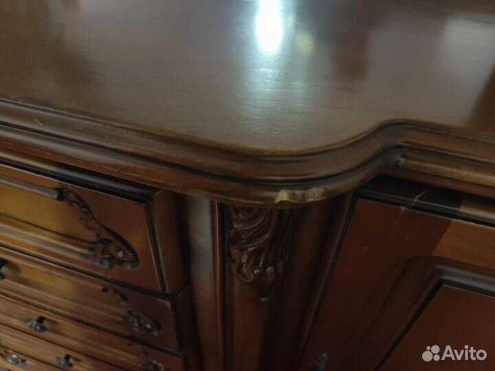 Комод (буфет) с зеркалом