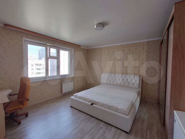 2-к. квартира, 70 м², 10/10 эт.