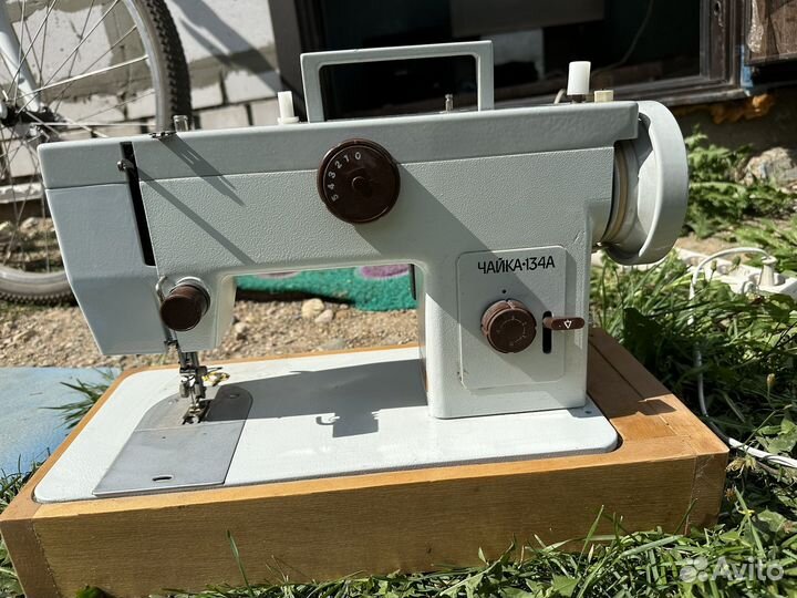 Швейная машина Чайка 134А