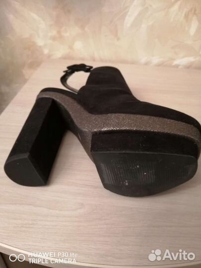 Босоножки женские 38 размер