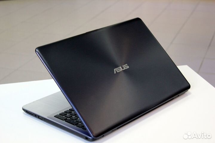 Мощный ультрабук Asus i5(8) /8поков/MX 2Gb/SSD