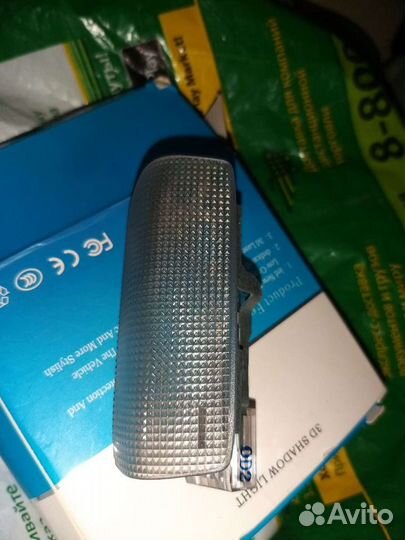 Оригинал светильника в двери тойота хайлендер