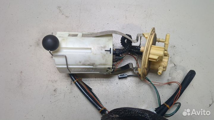 Насос топливный электрический Volvo XC70, 2002