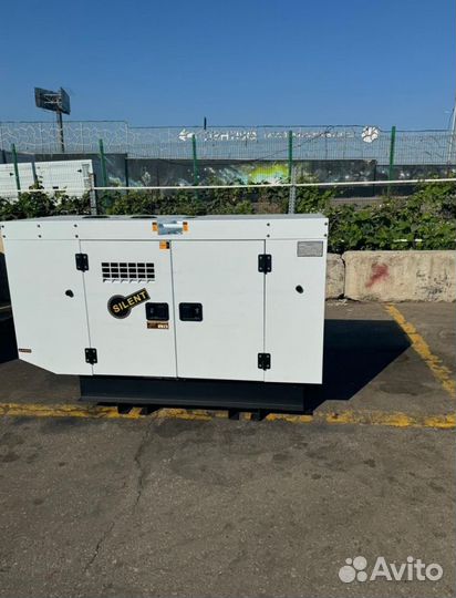 Дизельный генератор 22 кВт Amp