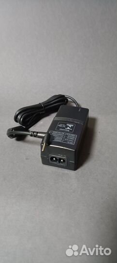 Зарядное устройство 8.4V 0.8A штекер 2,35х07мм