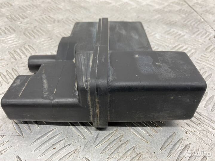 Б/У Резонатор воздушного фильтра Hyundai Accent LC