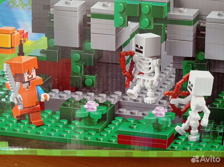 Конструктор Майнкрафт Bela 10623 