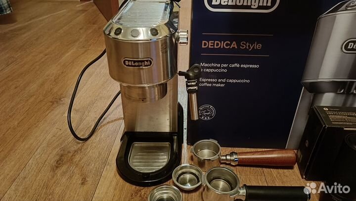 Кофеварка рожковая delonghi ec 685