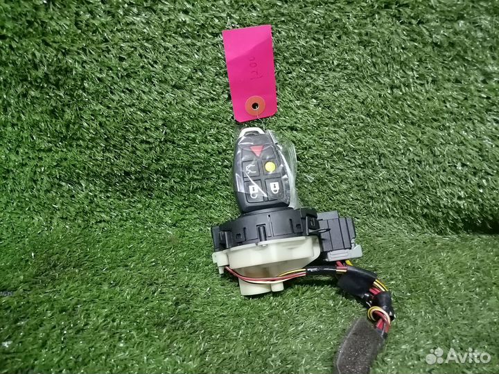 Замок зажигания 30659838 Volvo S40 V50 MS68 MW