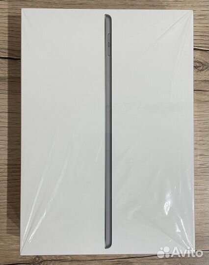 Новый iPad запакованный