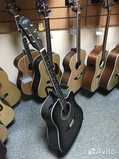Гитара б/у