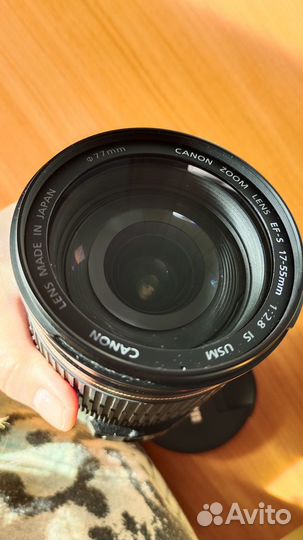 Объектив Canon EF-S 17-55mm f/2.8 IS USM