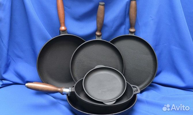 Чугунная сковорода