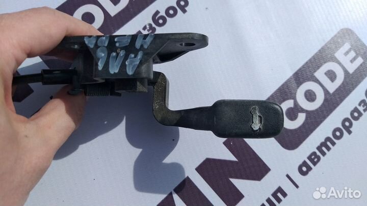 Трос крышки багажника Nissan Almera 3