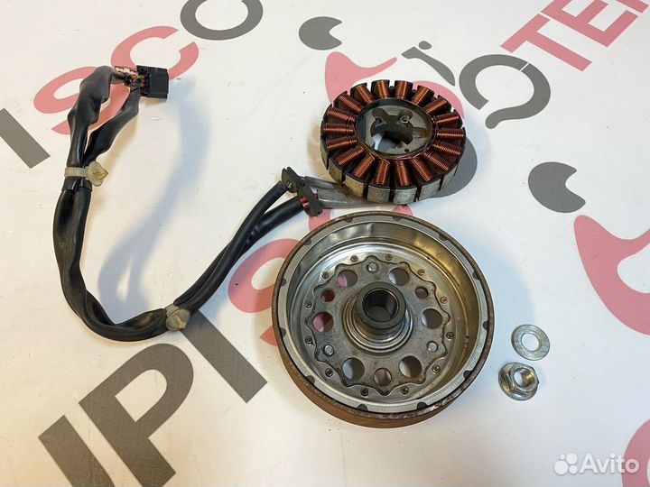 Генератор в сборе (18 кат.) Honda Tact AF75/79 Б/У