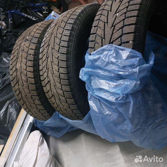 Hankook Aurora Radial K706 215/65 R16