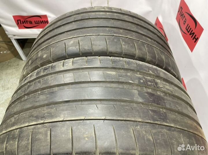 Michelin Pilot Super Sport 235/35 R19