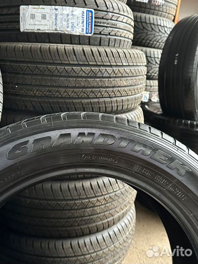 Dunlop Grandtrek ST30 235/55 R18 100H