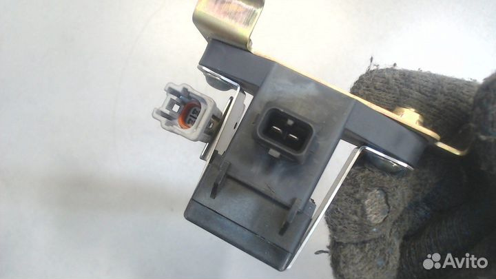 Датчик ускорения Nissan Pathfinder, 2000