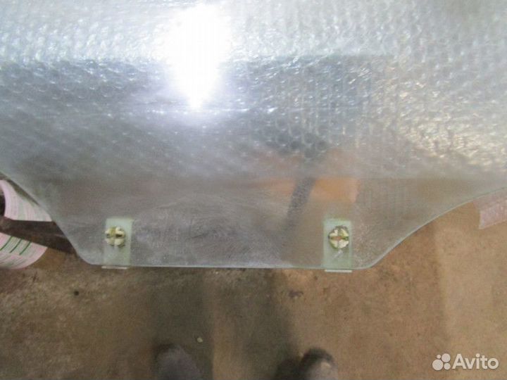 Стекло двери передней правой Chevrolet,Daewoo Lace