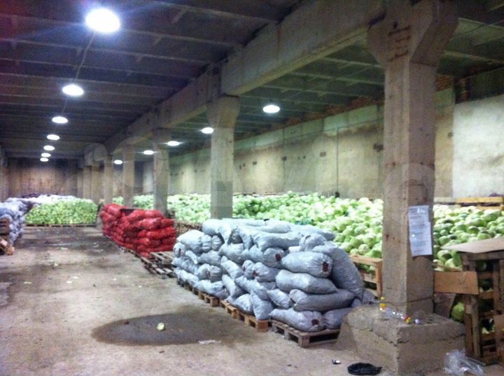 Склад, 900 м²