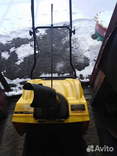 Снегоразбрасыватель