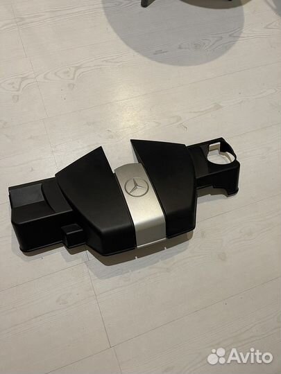 Крышка мотора м112 3,2 mersedes japan