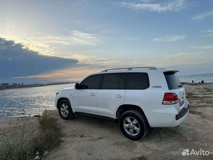 Toyota Land Cruiser 4.7 AT, 2011, 303 000 км