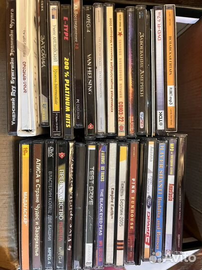 Cd диски фирменные с музыкой