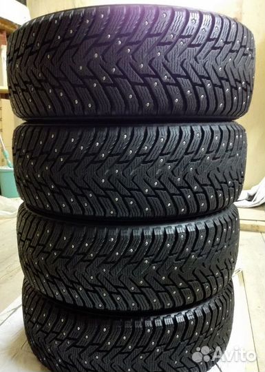 Nokian Tyres Hakkapeliitta 8 SUV 255/50 R19