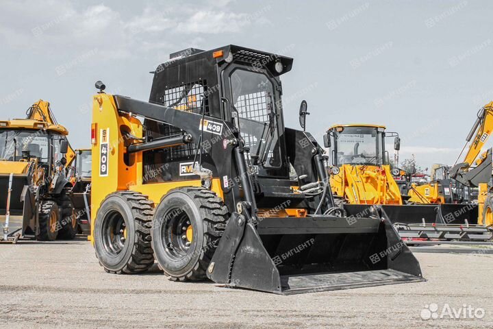 Мини-погрузчик Runmax ST409, 2024