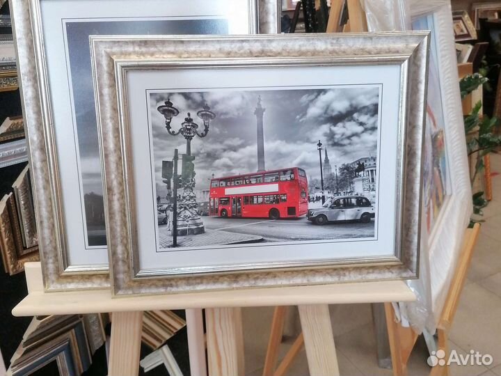 Картина постер в деревянном багете