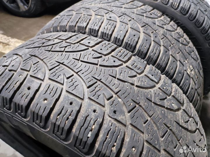 Pirelli Winter Carving Edge 215/55 R16 97T