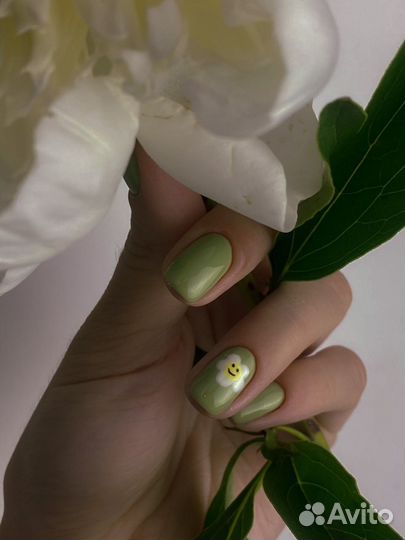 Мастер маникюра педикюра