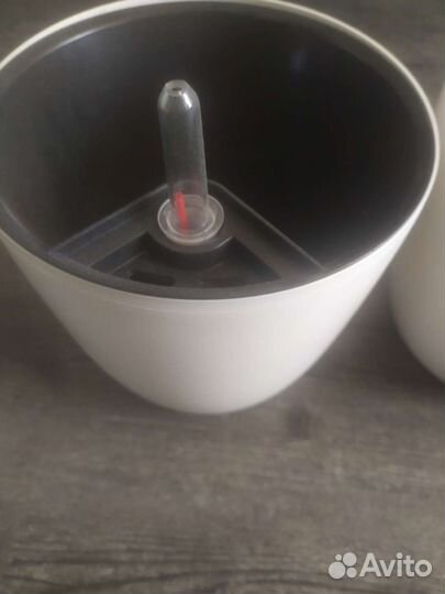 Цветочные горшки с автополивом